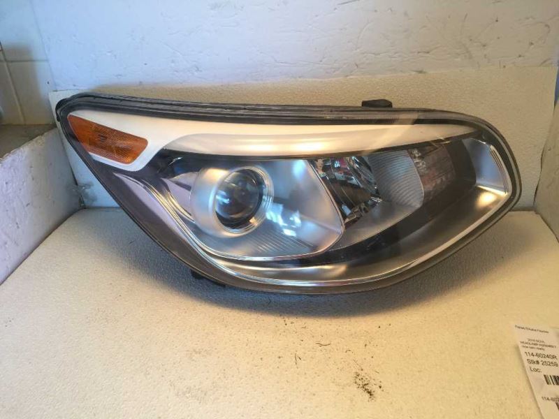 Faro derecho usado original (OEM) KIA Soul 2014-2016