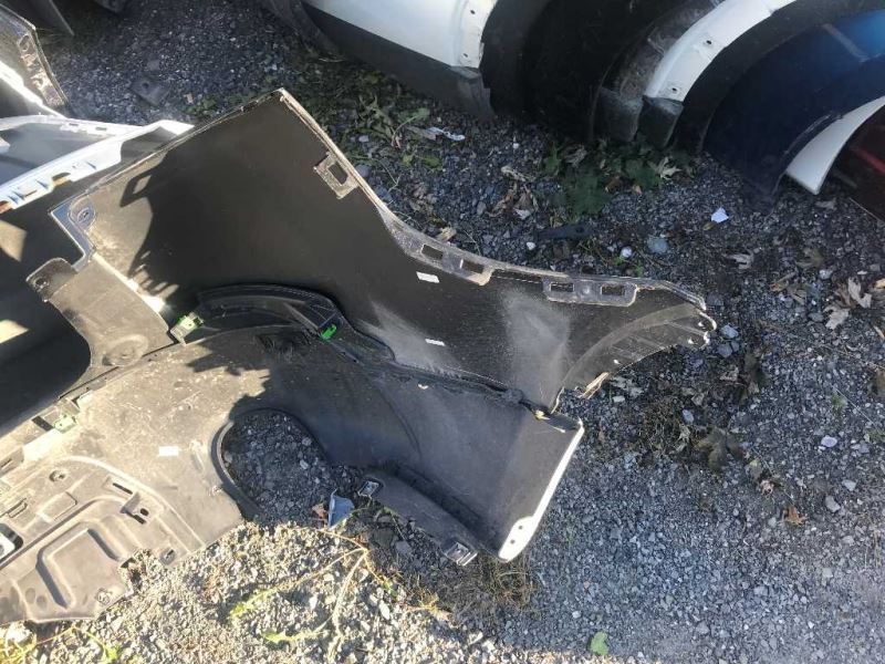 Defensa (parachoques) trasera usada original (OEM) Land Rover Discovery Sport 2015-2019