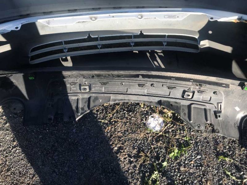 Defensa (parachoques) trasera usada original (OEM) Land Rover Discovery Sport 2015-2019