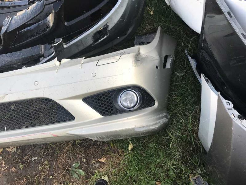 Left fog lamp assembly used genuine OEM Mercedes-Benz CL550 2007-2014