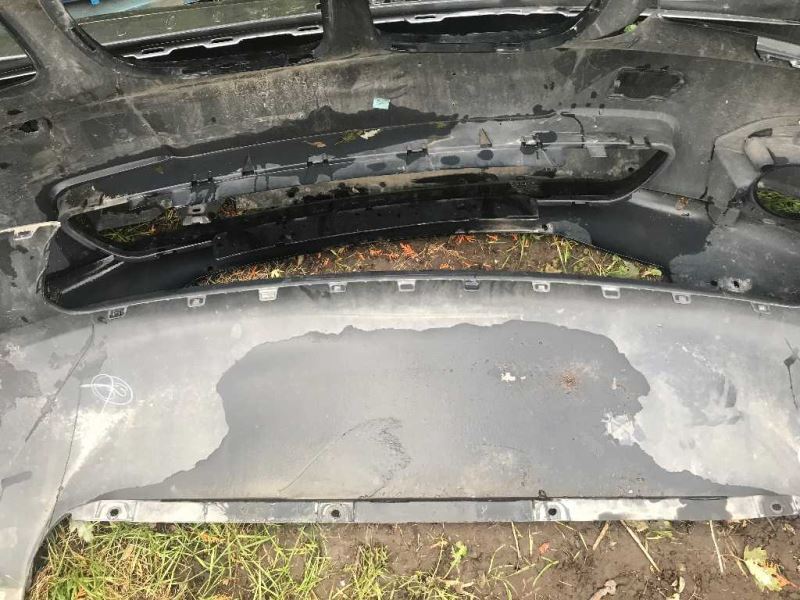 Defensa (parachoques) delantera usada original (OEM) Jeep Cherokee 2014-2018
