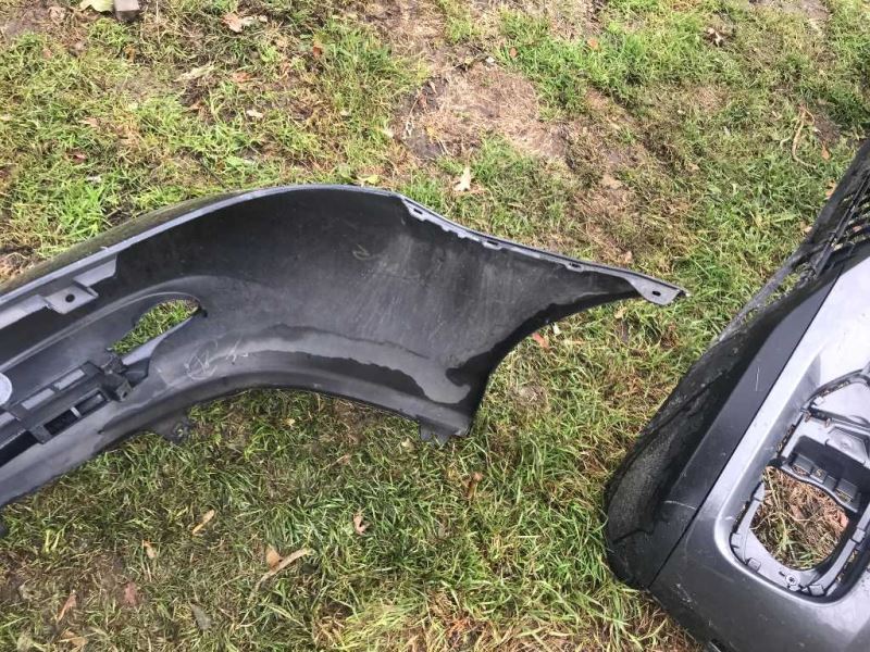 Front bumper cover used genuine OEM Lexus ES350 2007-2009