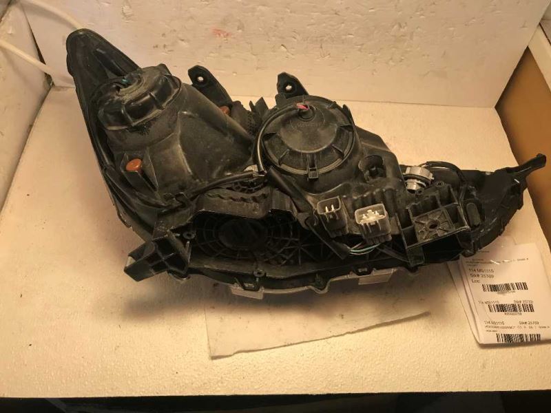 Faro usado original (OEM) Mitsubishi RVR 2011-2019