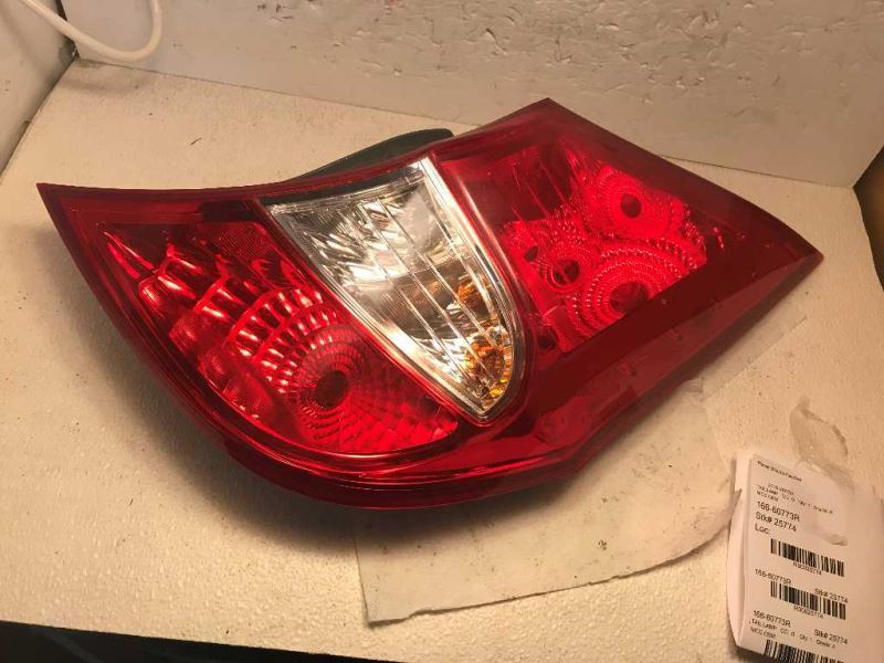 Right taillamp assembly used genuine OEM Nissan Versa Note 2014-2019