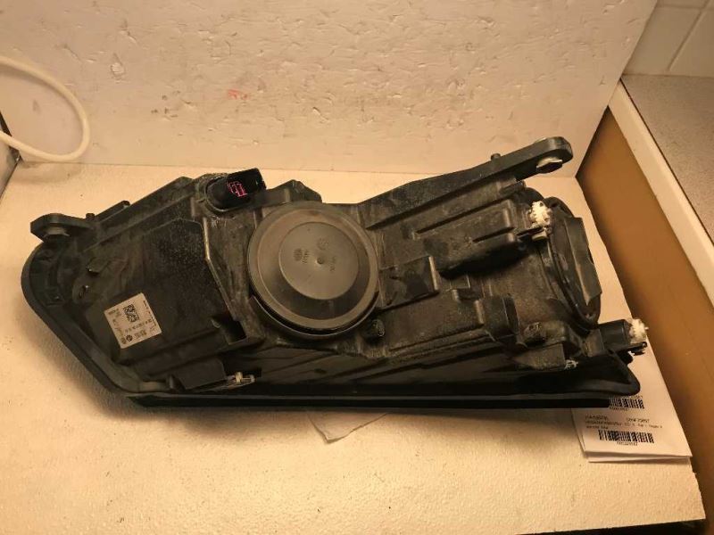 Faro izquierdo usado original (OEM) Volkswagen Tiguan 2012-2017