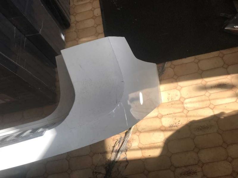 Rear bumper cover upper used genuine OEM Volkswagen Atlas 2018-2020