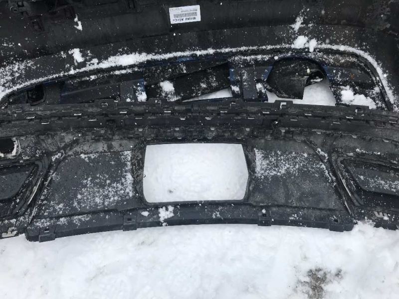 Rear bumper cover upper used genuine OEM Volkswagen Atlas 2018-2020