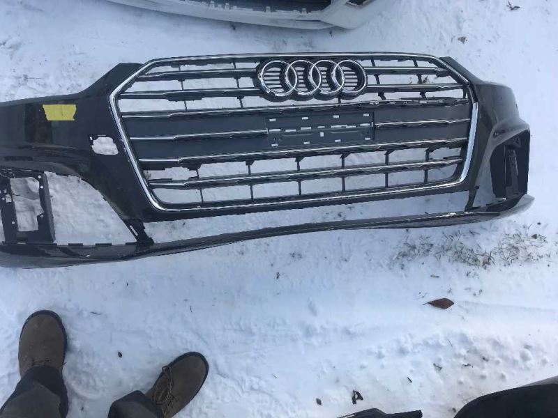 Defensa (parachoques) delantera usada original (OEM) Audi A5 Quattro 2018-2019