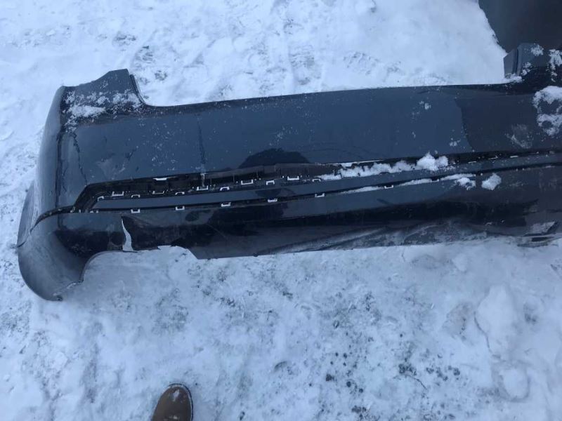 Rear bumper cover used genuine OEM Volkswagen Jetta 2005-2010