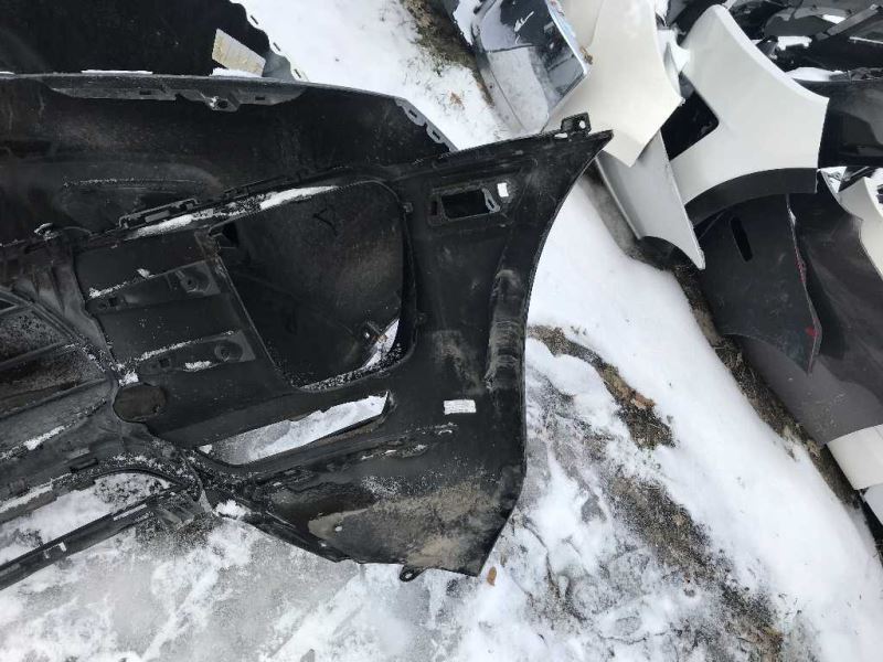 Front bumper cover used genuine OEM Porsche Macan 2015-2018