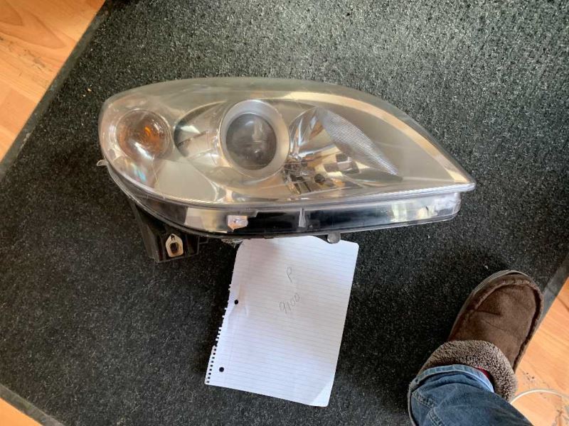 Faro usado original (OEM) International 4200 2006-2010