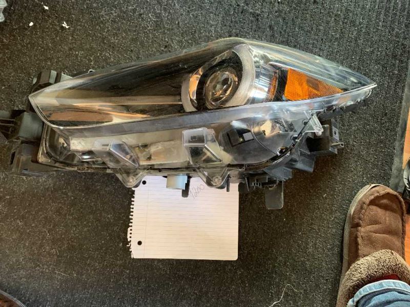 Left headlamp assembly composite used genuine OEM Mazda 3 2017-2018