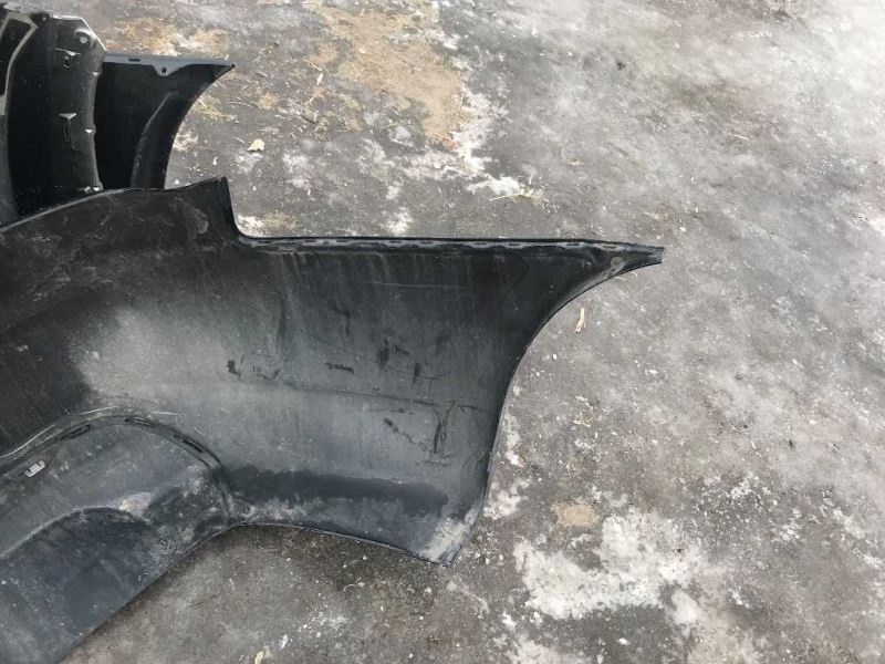 Defensa (parachoques) trasera usada original (OEM) Chrysler 200 2011-2014