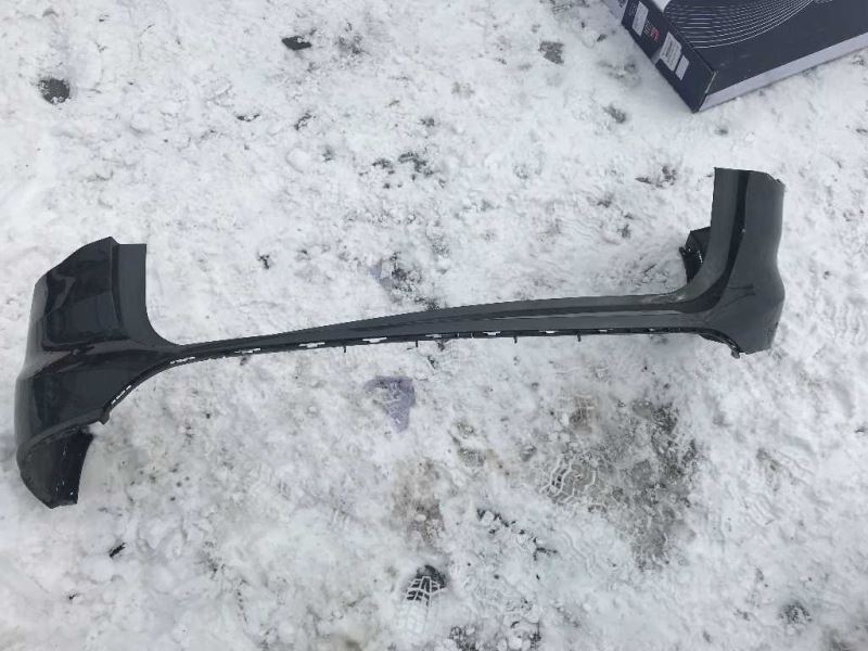 Defensa (parachoques) trasera usada original (OEM) BMW X1 2016-2022