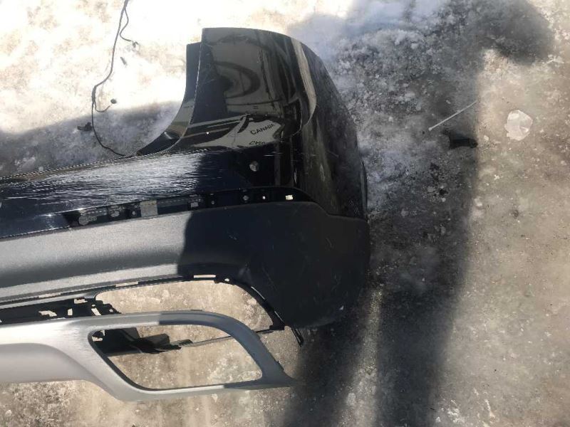 Defensa (parachoques) trasera usada original (OEM) Lincoln MKX 2016-2018