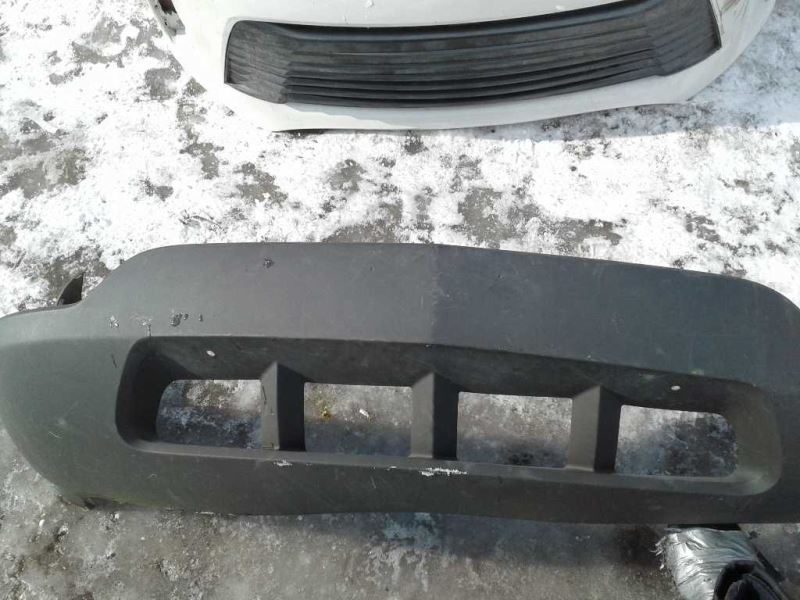 Front bumper cover used genuine OEM Pontiac Montana 2005-2009