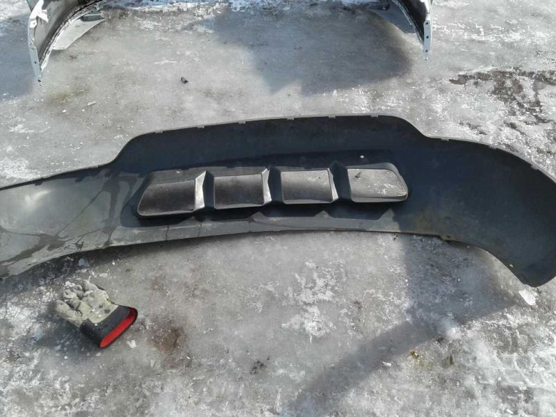 Front bumper cover used genuine OEM Pontiac Montana 2005-2009