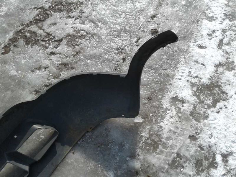 Front bumper cover used genuine OEM Pontiac Montana 2005-2009