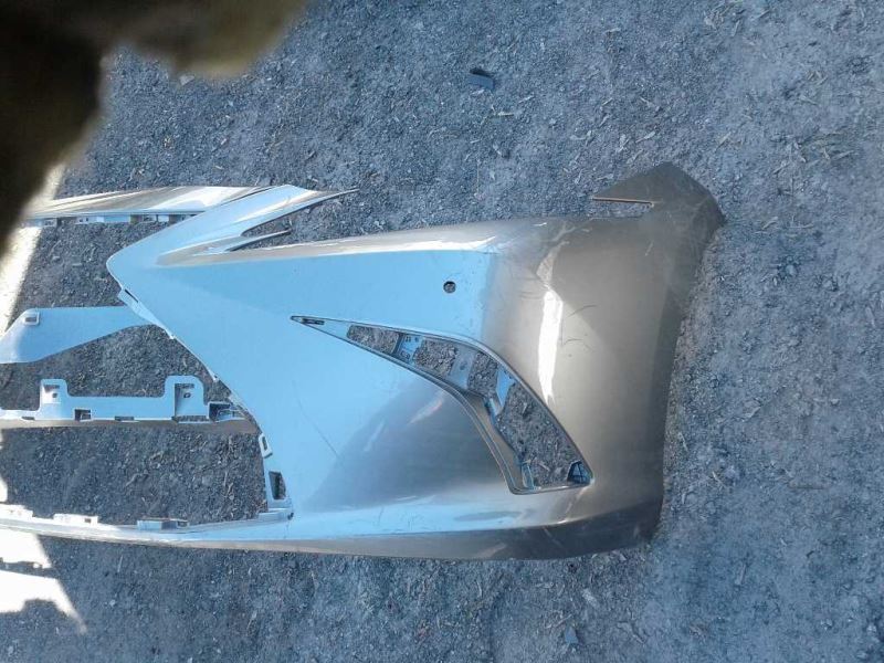Defensa (parachoques) delantera usada original (OEM) Lexus ES350 2019-2025