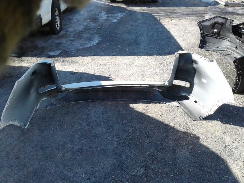 Defensa (parachoques) trasera usada original (OEM) Honda CR-V 2015-2016