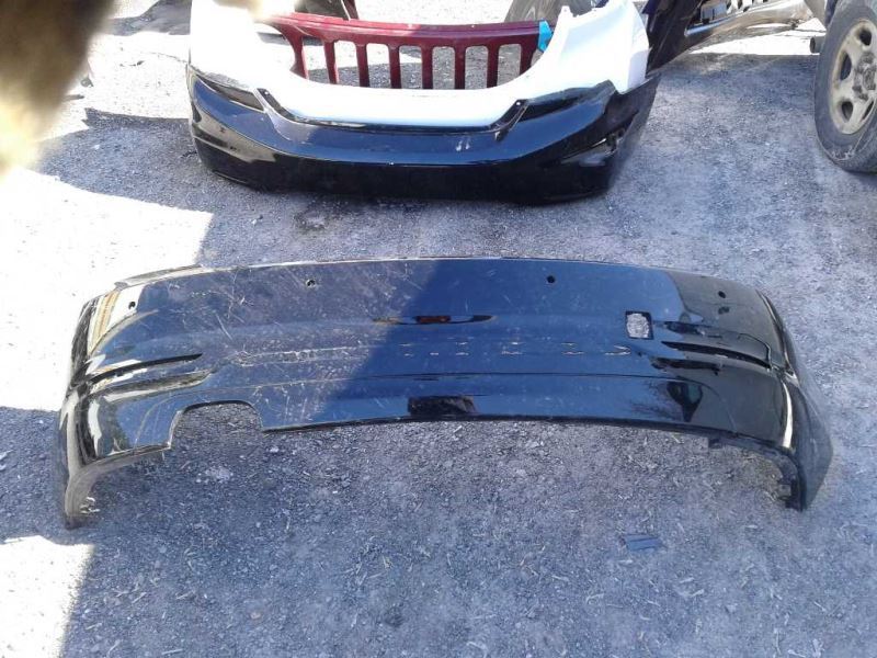 Defensa (parachoques) trasera usada original (OEM) BMW BMW 228I 2014-2016