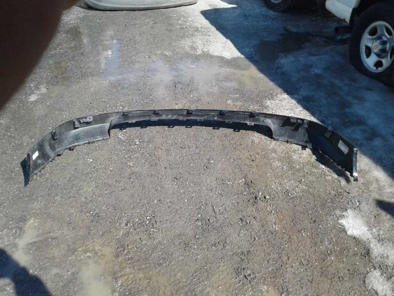 Defensa (parachoques) delantera usada original (OEM) GMC Sierra 1500 2009-2013