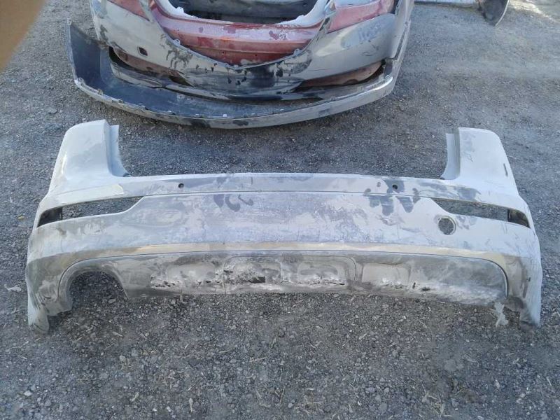 Defensa (parachoques) trasera usada original (OEM) Buick Envision 2016-2018