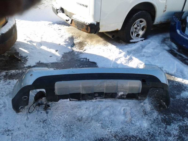 Rear bumper cover used genuine OEM Mercedes-Benz ML550 2008-2011