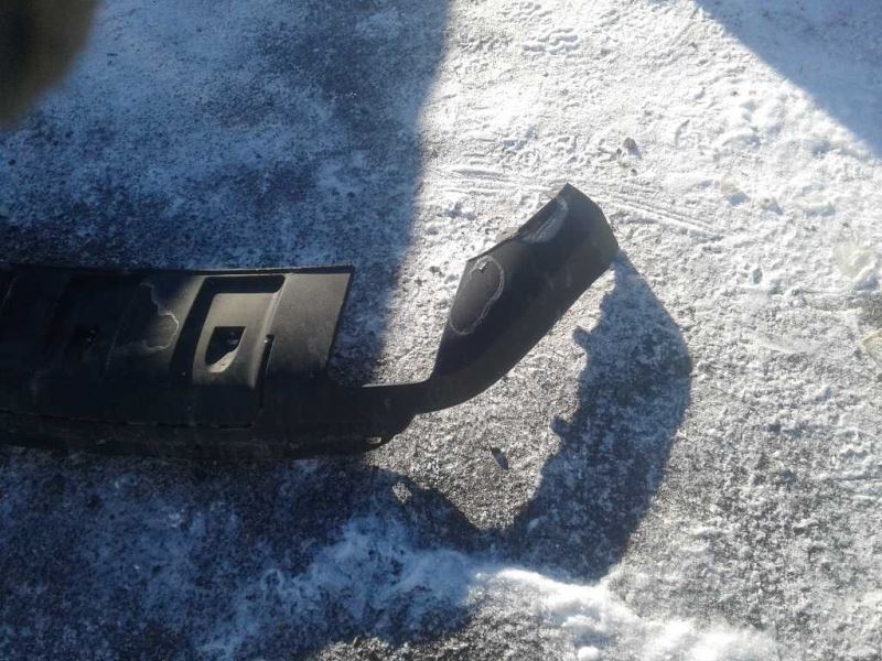 Rear bumper cover used genuine OEM Mercedes-Benz Mercedes ML-Class 2006-2008