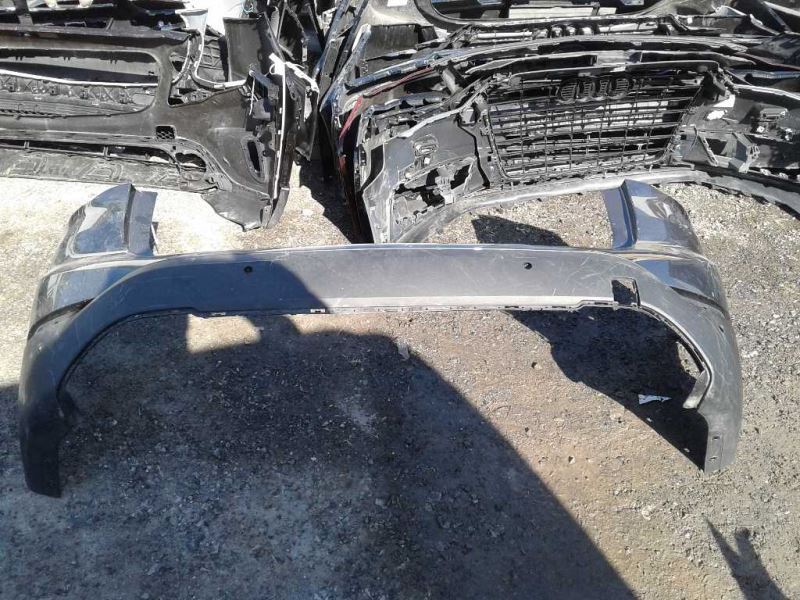 Defensa (parachoques) trasera usada original (OEM) BMW X1 2016-2022