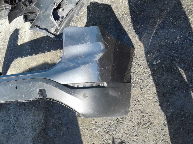 Defensa (parachoques) trasera usada original (OEM) BMW X1 2016-2022