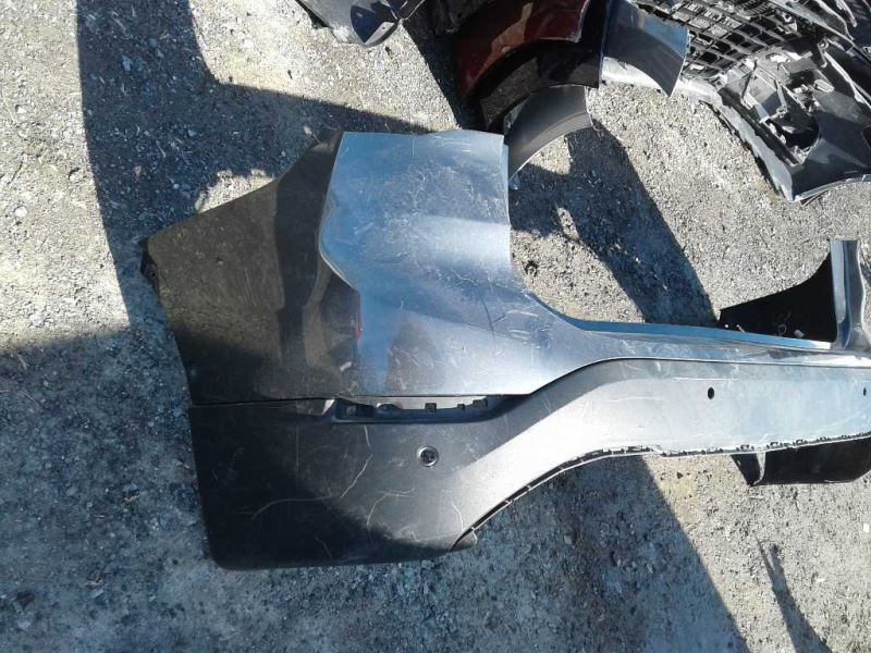 Defensa (parachoques) trasera usada original (OEM) BMW X1 2016-2022