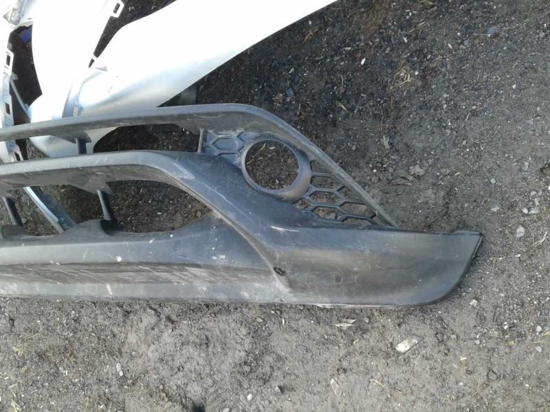 Defensa (parachoques) delantera usada original (OEM) Nissan Juke 2015-2017