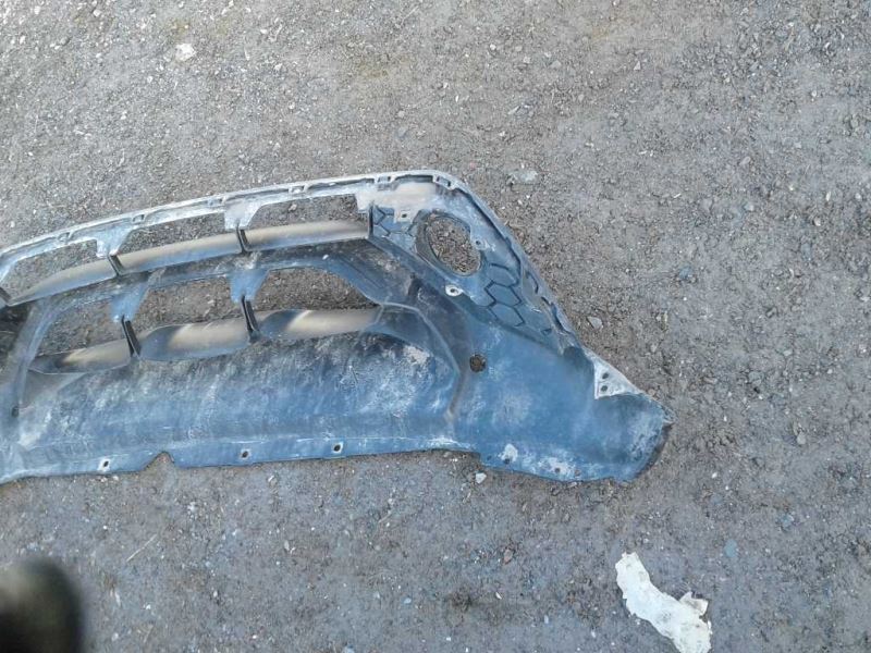 Defensa (parachoques) delantera usada original (OEM) Nissan Juke 2015-2017