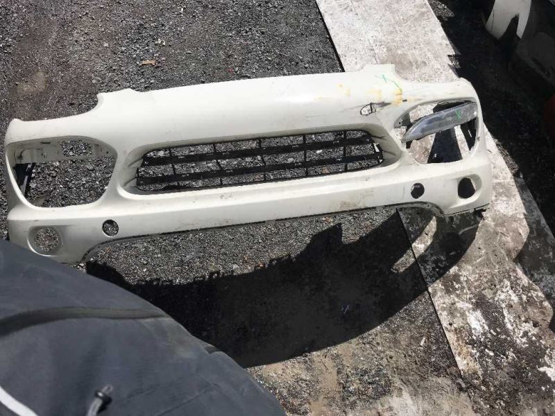 Defensa (parachoques) delantera usada original (OEM) Porsche Cayenne 2015-2018