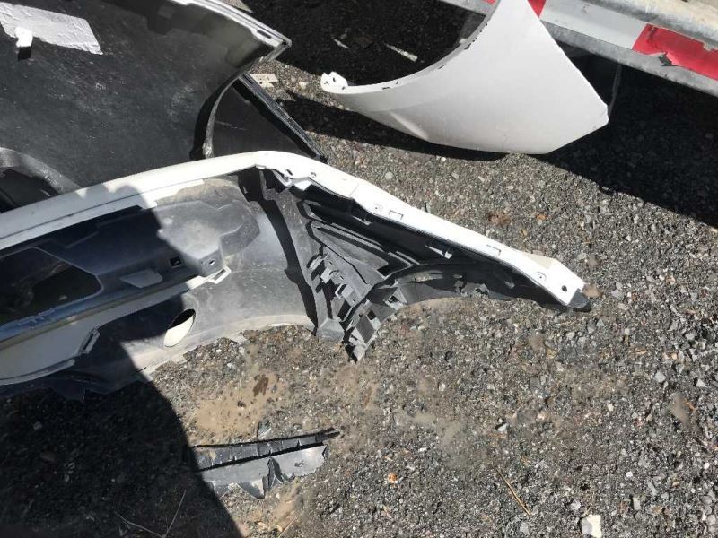 Defensa (parachoques) delantera usada original (OEM) Porsche Cayenne 2015-2018