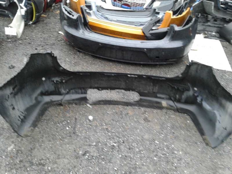 Defensa (parachoques) trasera usada original (OEM) Infiniti QX60 2014-2015