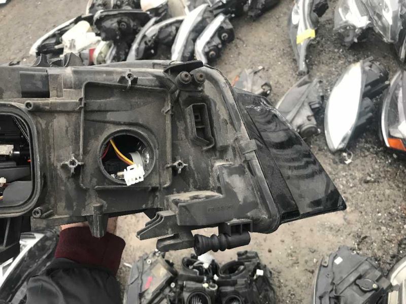 Left headlamp assembly composite used genuine OEM Audi A4 2010-2012