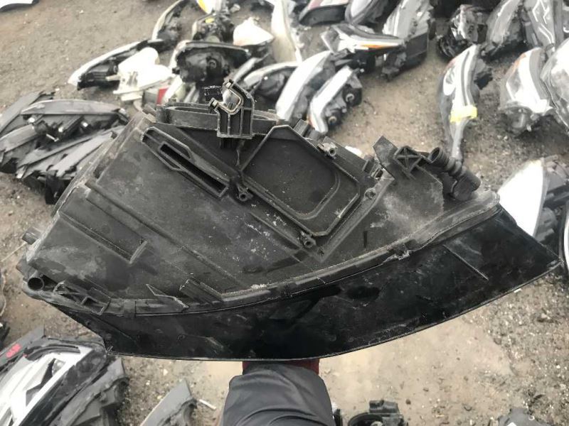 Left headlamp assembly composite used genuine OEM Audi A4 2010-2012