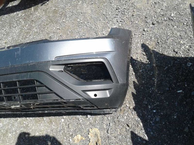 Front bumper cover upper used genuine OEM Volkswagen Atlas 2018-2020