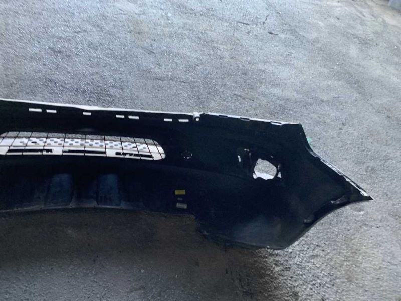 Defensa (parachoques) delantera usada original (OEM) Mercedes-Benz Sprinter 2500 2014-2018