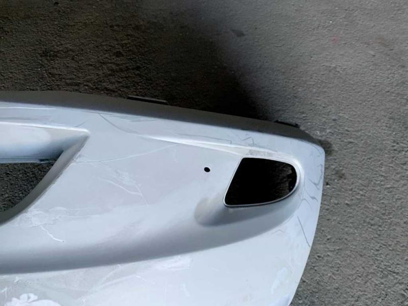 Defensa (parachoques) delantera usada original (OEM) Dodge Sprinter 2500 2007-2009
