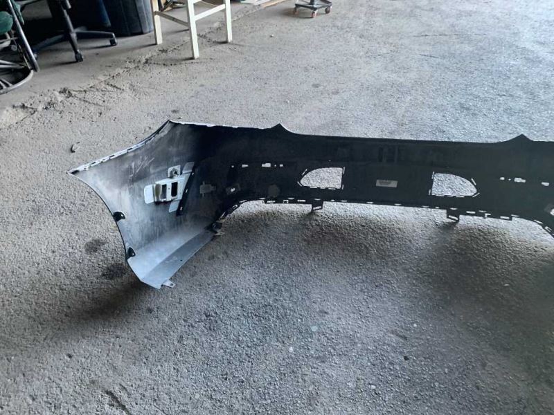 Defensa (parachoques) trasera usada original (OEM) Mercedes-Benz C300 2017-2018