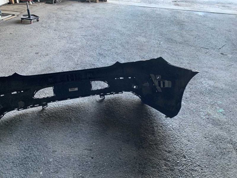 Defensa (parachoques) trasera usada original (OEM) Mercedes-Benz C300 2017-2018