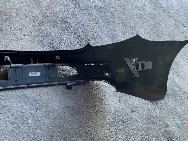 Defensa (parachoques) trasera usada original (OEM) Mercedes-Benz C300 2017-2018