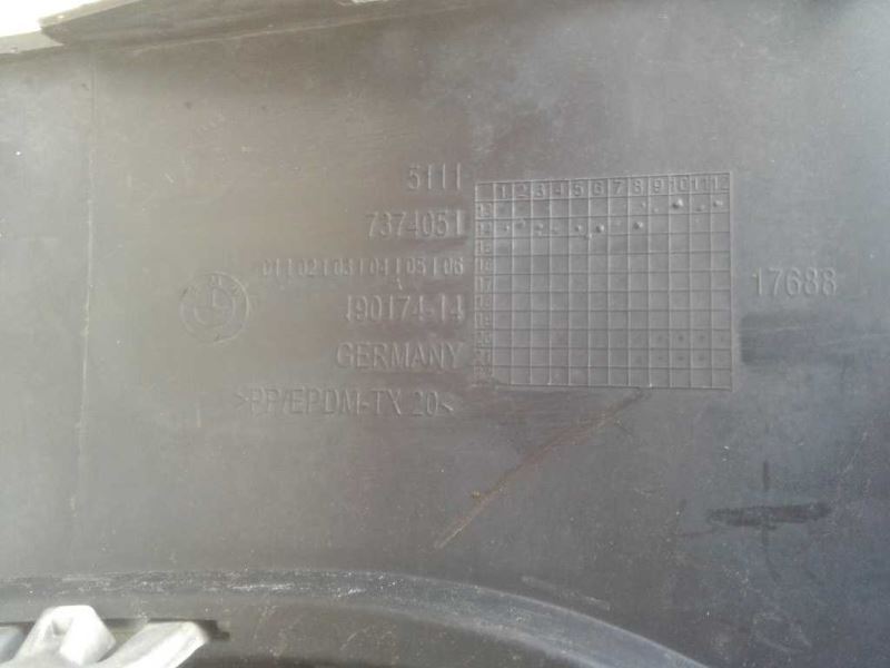 Defensa (parachoques) delantera usada original (OEM) BMW X1 2013-2014