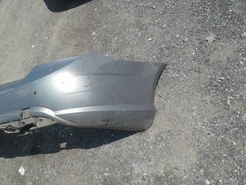 Defensa (parachoques) trasera usada original (OEM) Mercedes-Benz Mercedes E-Class 2010-2013
