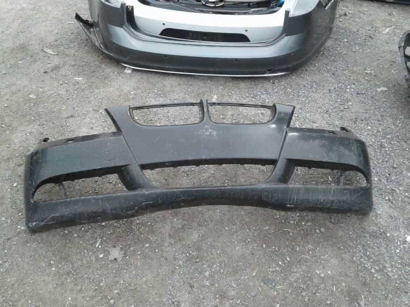 Defensa (parachoques) delantera usada original (OEM) BMW 328I 2007-2008