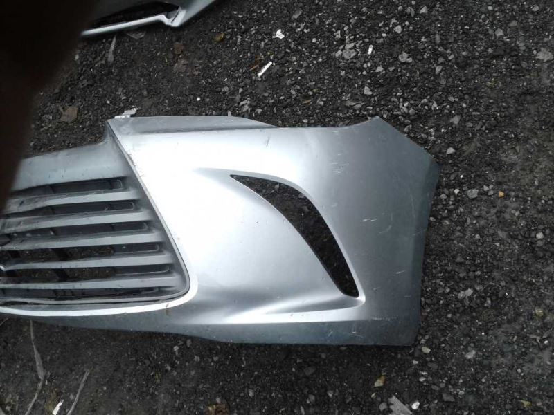 Front bumper cover used genuine OEM Toyota Camry 2015-2017