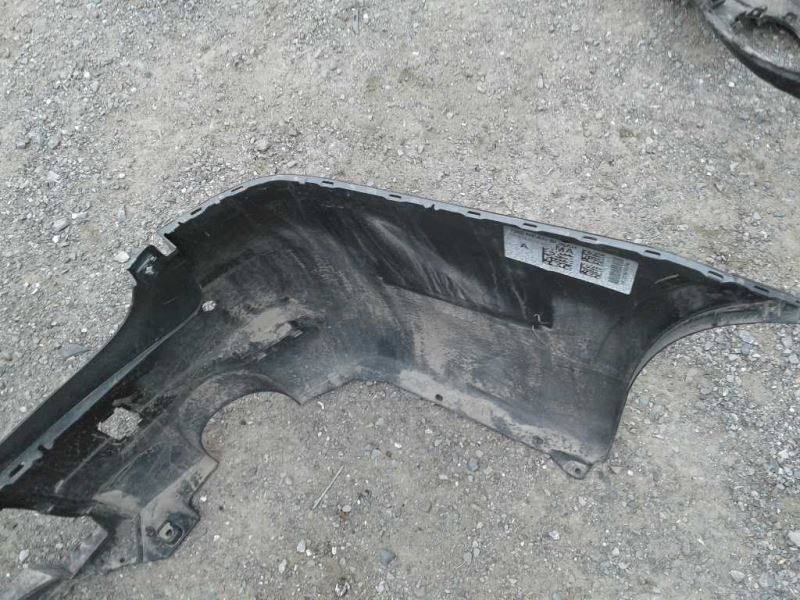 Defensa (parachoques) trasera usada original (OEM) Subaru Ascent 2019-2025